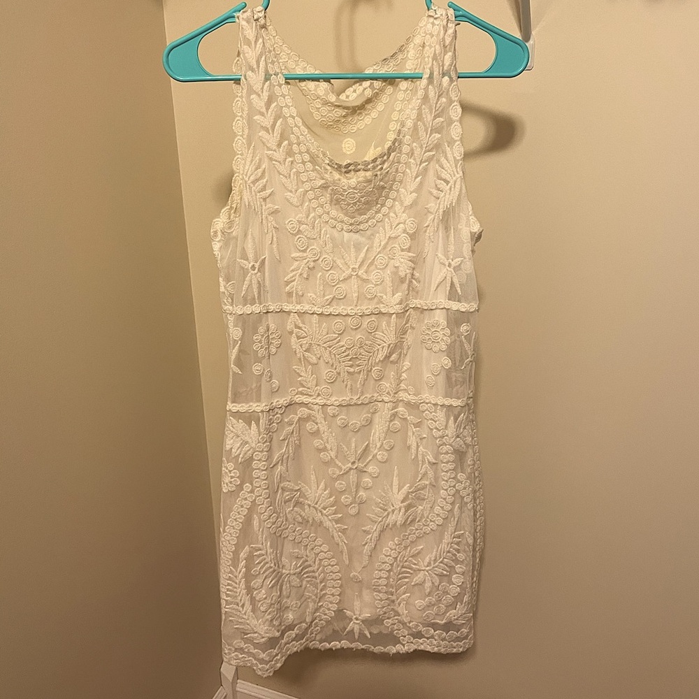 Off-white lace Express dress
